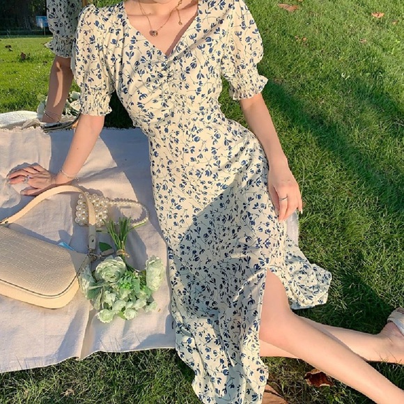 Floral Split Dress - Picture 3 of 4